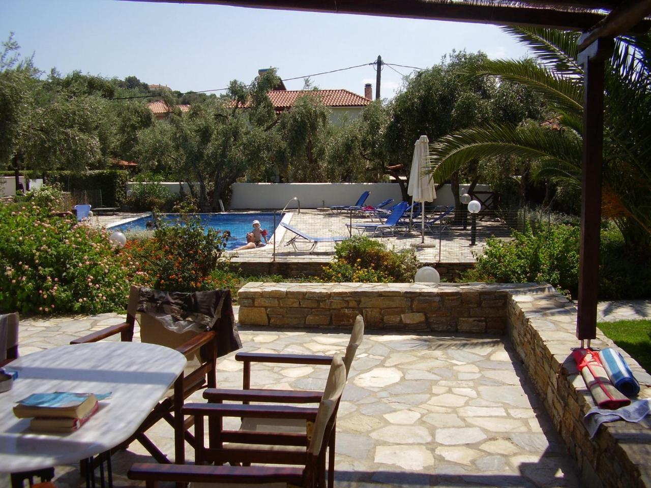 Razi Beach Lefokastro Exterior foto